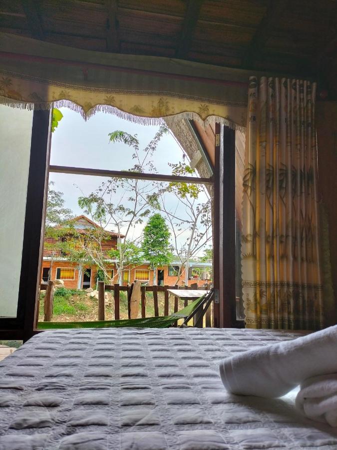 Rice Straw Green Lodge- Resort Quan Tom ภายนอก รูปภาพ