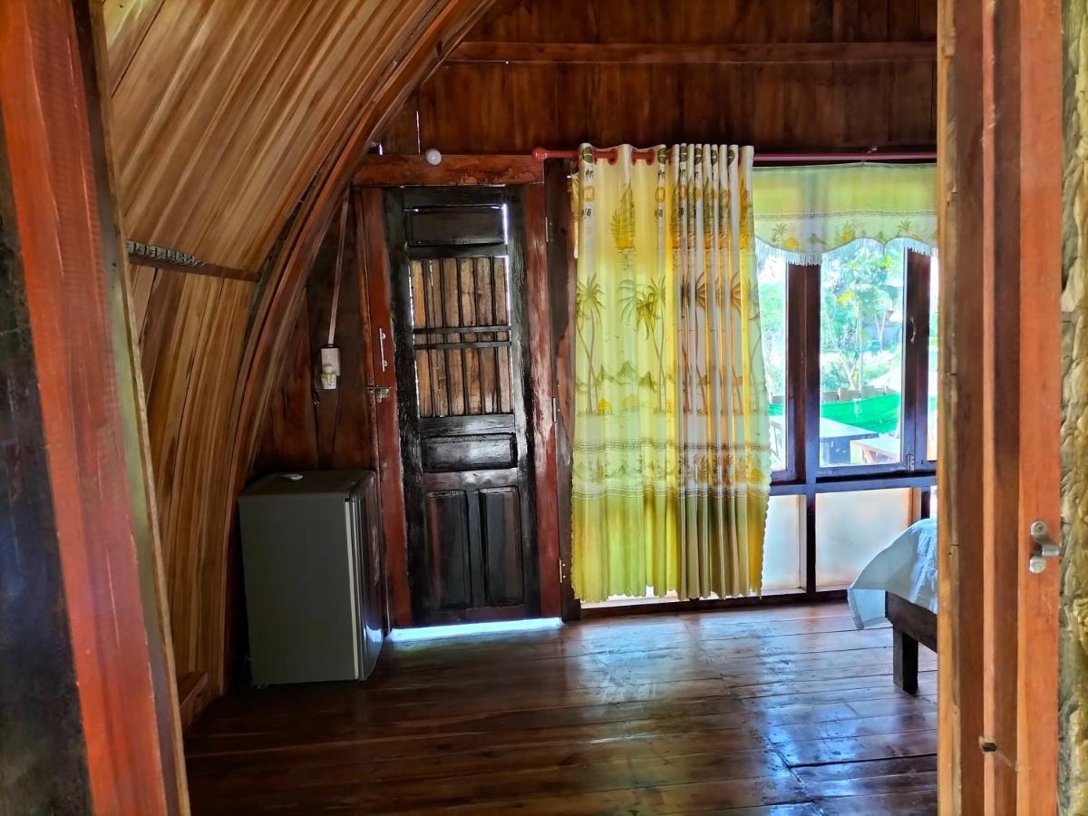 Rice Straw Green Lodge- Resort Quan Tom ภายนอก รูปภาพ