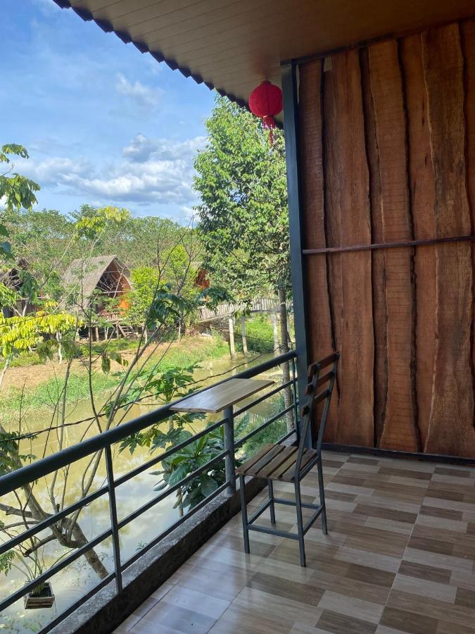 Rice Straw Green Lodge- Resort Quan Tom ภายนอก รูปภาพ