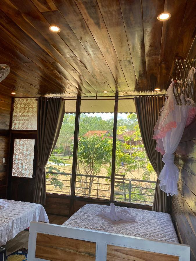 Rice Straw Green Lodge- Resort Quan Tom ภายนอก รูปภาพ